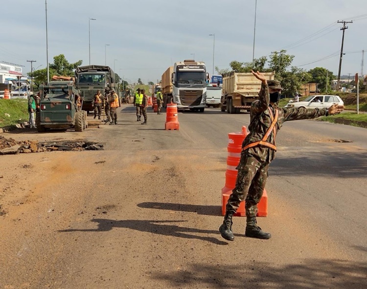 Ex Rcito Brasileiro Inicia Obras Na Br Em Jaru De Acesso A